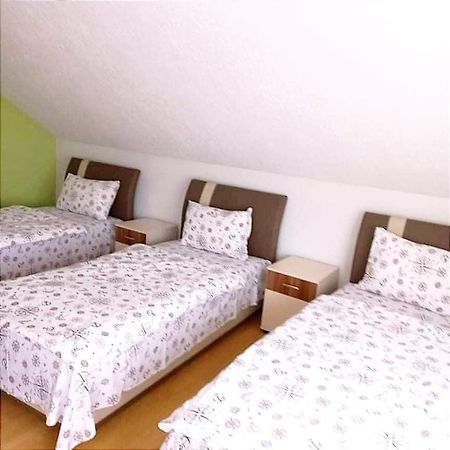 Visoko Room Luaran gambar